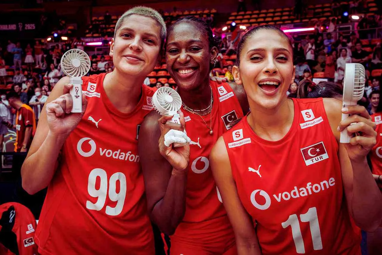 Turki Singkirkan Slovenia, Tantang Amerika di Perempat Final Dunia